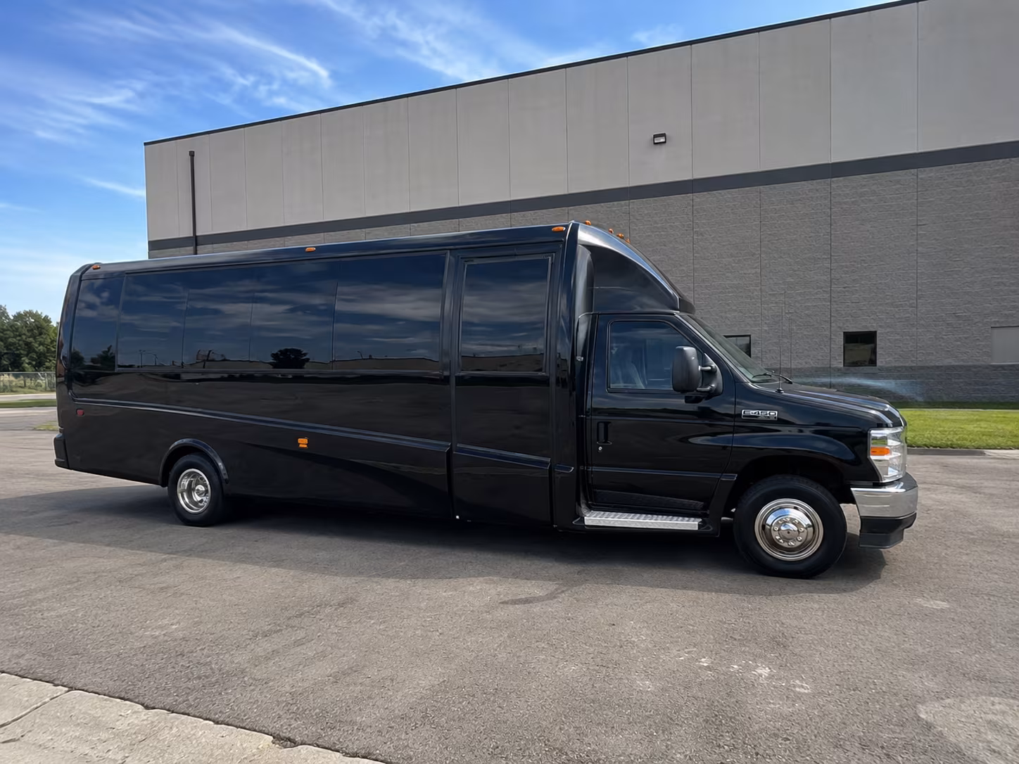 concert transportation buses to crypto com arena and nearby downtown la venues