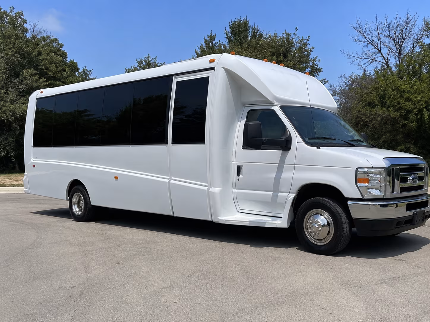 party buses for alhambra nightlife bar crawls and celebrations