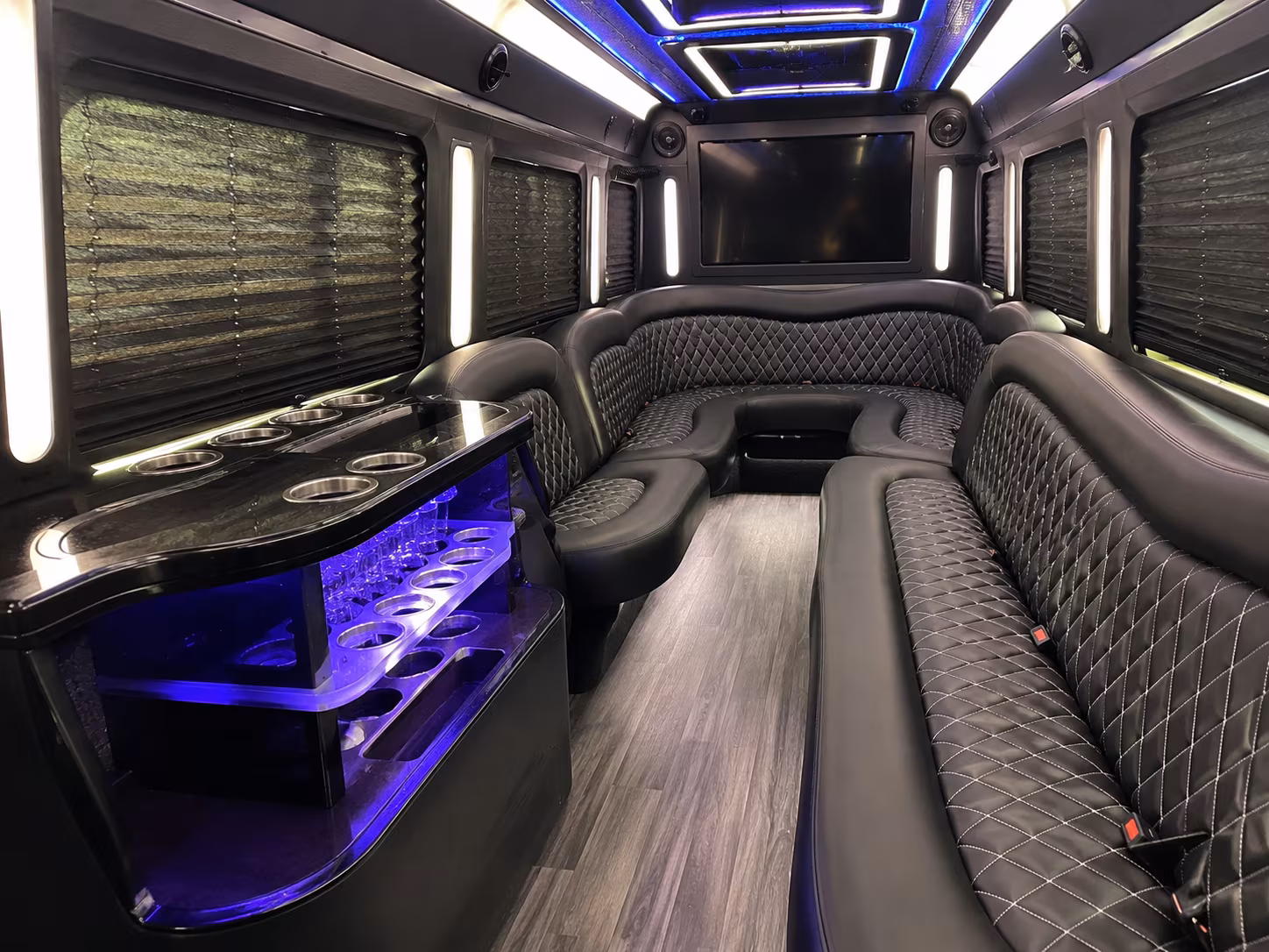 party buses for temecula valley wine tour groups from alhambra
